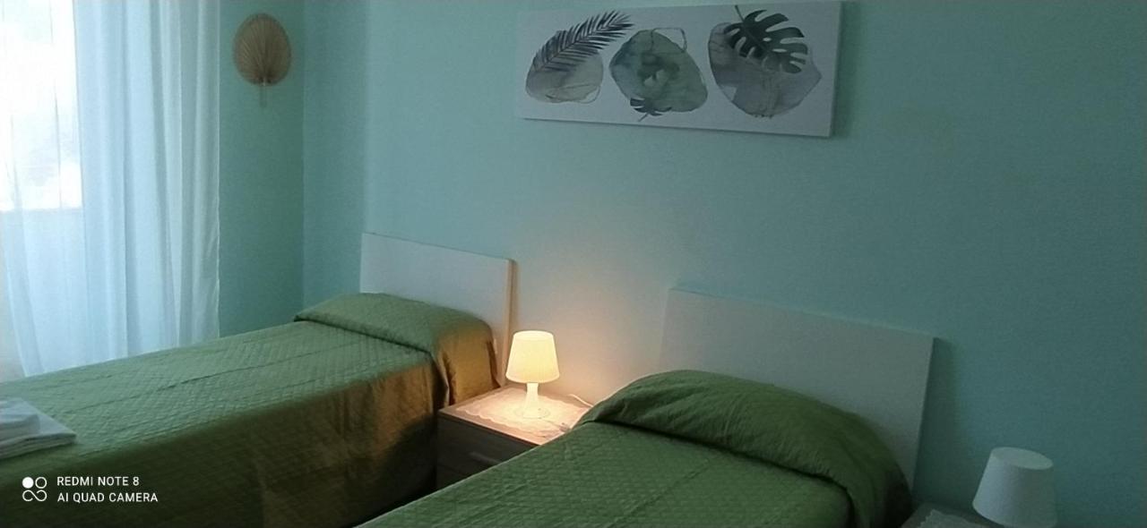 Affittacamere "San Martino Rooms" Genua Buitenkant foto