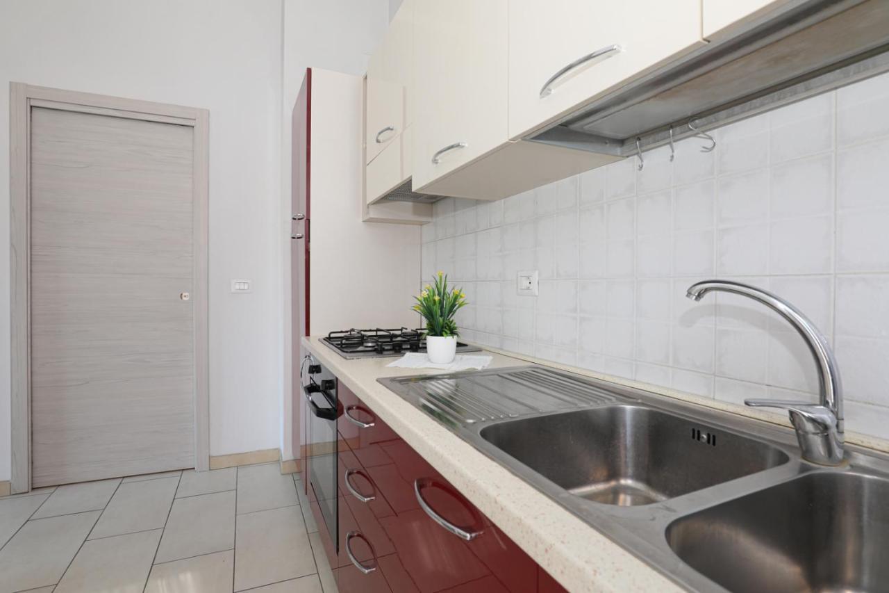 Affittacamere "San Martino Rooms" Genua Buitenkant foto