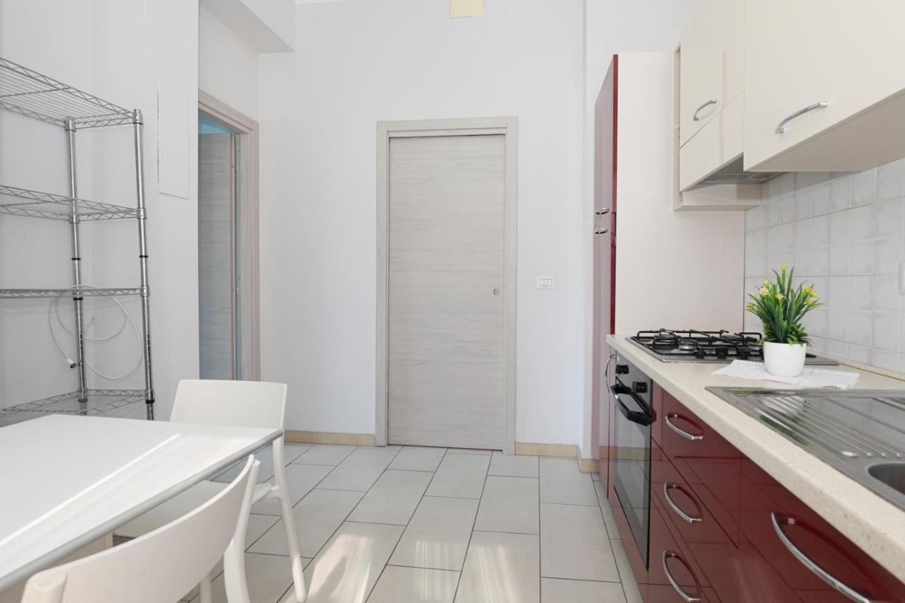 Affittacamere "San Martino Rooms" Genua Buitenkant foto